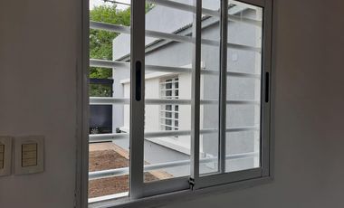 Casa en venta - 2 Dormitorios 1 Baño - 400Mts2 - Bolívar