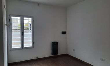 Casa en venta - 2 Dormitorios 1 Baño - 400Mts2 - Bolívar