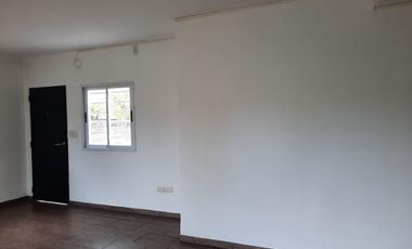 Casa en venta - 2 Dormitorios 1 Baño - 400Mts2 - Bolívar