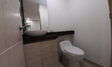 CASA EN ARRIENDO EN AV ALBERTO MENDOZA/MANIZALES