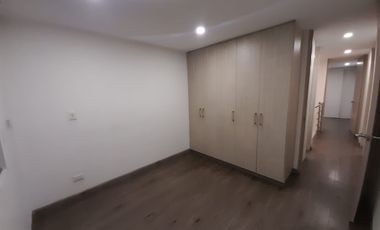 CASA EN ARRIENDO EN AV ALBERTO MENDOZA/MANIZALES