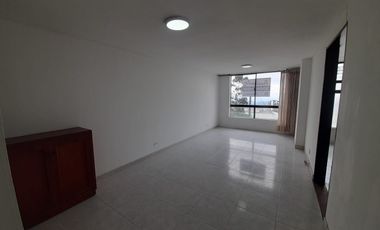 CASA EN ARRIENDO EN AV ALBERTO MENDOZA/MANIZALES