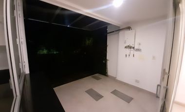 CASA EN ARRIENDO EN AV ALBERTO MENDOZA/MANIZALES