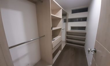 CASA EN ARRIENDO EN AV ALBERTO MENDOZA/MANIZALES