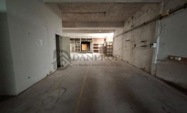 LAVALLE 4500 - GALPON 900 MTS   2 LOTES 600 MTS - 1500 MTS - V. MARTELLI - VENDE