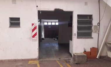 COCHABAMBA 700 - GALPON CON VIVIENDA - 400 MTS - VILLA MARTELLI - VENDE