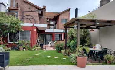 Casa 3 dorm, pileta, jardín y parrilla en la Horqueta. Excelente estado