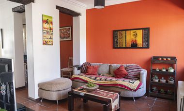 Casa 3 dorm, pileta, jardín y parrilla en la Horqueta. Excelente estado