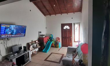 VENTA - Casa, 2 dormitorios - Jose Marmol