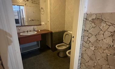 VENTA-CASA- 5 AMB -MACROCENTRO - RUBROS VARIOS-COMERCIAL-VIVIENDA - OPORTUNIDAD