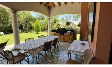 CASA CAMPESTRE  EN LLANOGRANDE