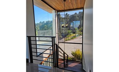 Casa para Arriendo Amoblado en El Retiro Antioquia sector La Fe