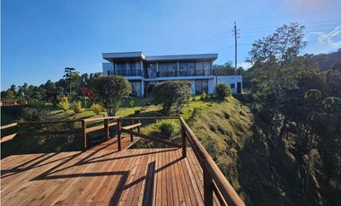 Casa para Arriendo Amoblado en El Retiro Antioquia sector La Fe