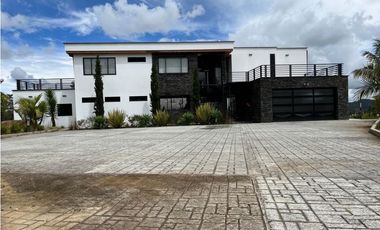 Casa para Arriendo Amoblado en El Retiro Antioquia sector La Fe