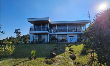 Casa para Arriendo Amoblado en El Retiro Antioquia sector La Fe