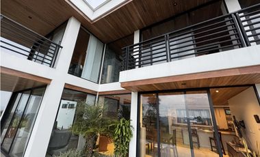 Casa para Arriendo Amoblado en El Retiro Antioquia sector La Fe