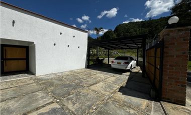 Casa en Alquiler Envigado Alto Las Antillas
