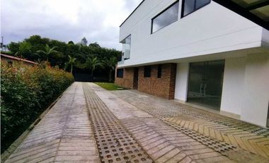 Casa en Arriendo en Envigado Palmas