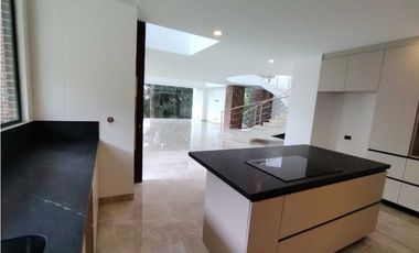 Casa en Arriendo en Envigado Palmas