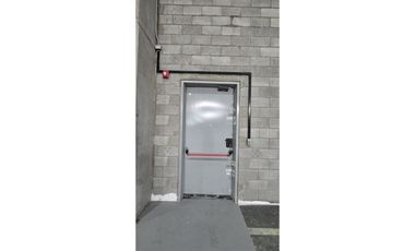 Arrienda  Excelente Bodega Fontibón  4.521 M2