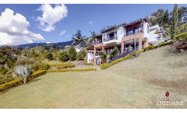 Casa Campestre en Arriendo Amoblado en Envigado Escobero parte baja