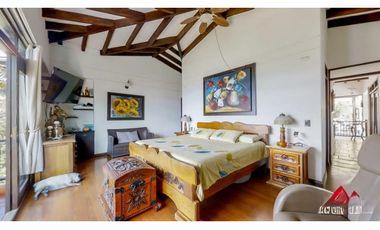 Casa Campestre en Arriendo Amoblado en Envigado Escobero parte baja