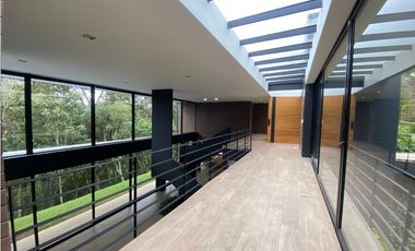 Casa en Arriendo en Medellín Alto de Palmas