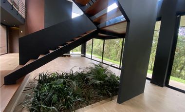 Casa en Arriendo en Medellín Alto de Palmas