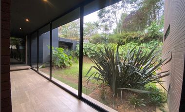 Casa en Arriendo en Medellín Alto de Palmas