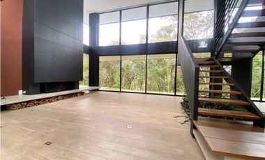 Casa en Arriendo en Medellín Alto de Palmas