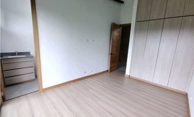 Casa en Arriendo en Envigado Alto de Palmas