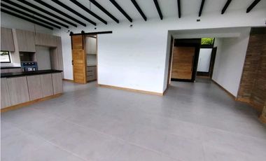 Casa en Arriendo en Envigado Alto de Palmas