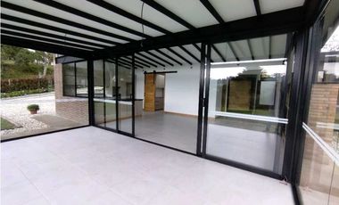 Casa en Arriendo en Envigado Alto de Palmas
