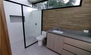 Casa en Arriendo en Envigado Alto de Palmas
