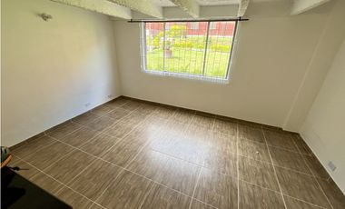 Se Arrienda Apartamento - Sector Av Centenario