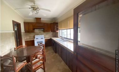 Venta de Edificio Comercial en Ecuador, Guayaquil, sector Ceibos - Olivos