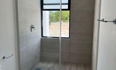CASA EN VENTA EN PRIVADA XCANATUN, MERIDA.