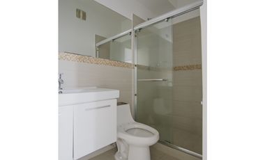 REMATE:VENTA DE APARTAMENTO EN BELLA VISTA, PH RAINBOW TOWERS