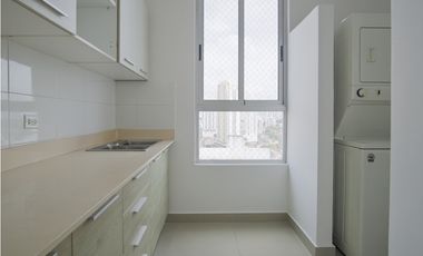 REMATE:VENTA DE APARTAMENTO EN BELLA VISTA, PH RAINBOW TOWERS