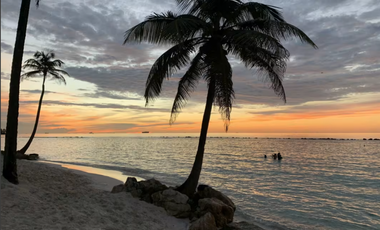 COLON / PLAYA ESCONDIDA / 225M / 3 HABITACION / 2 PARKING / BALCON