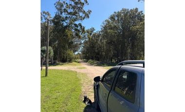 Casa de 2 dormitorios + altillo a 100 metros de Av. 10