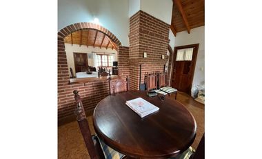 Casa en Urquiza al 1000