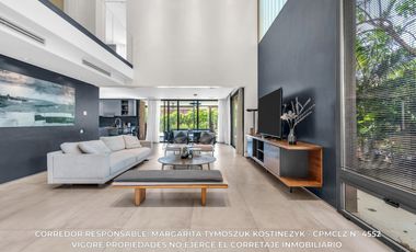 Casa en venta c/ cochera en Adrogué