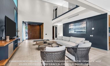 Casa en venta c/ cochera en Adrogué