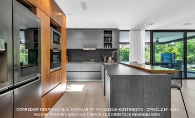 Casa en venta c/ cochera en Adrogué