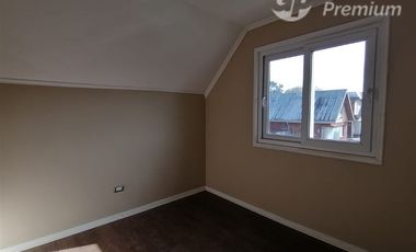 Casa en Venta en Por Av. Brasil c/ Vicuña Mackenna