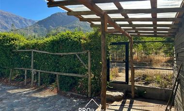 Parcela en Arriendo en Moderna, 3 dormitorios, 2 baños, Año Corrido, locomoción pública a la puerta, San José de Maipo