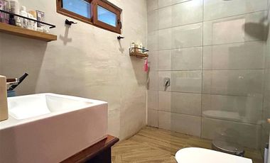 Parcela en Arriendo en Moderna, 3 dormitorios, 2 baños, Año Corrido, locomoción pública a la puerta, San José de Maipo