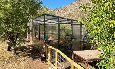 Parcela en Arriendo en Moderna, 3 dormitorios, 2 baños, Año Corrido, locomoción pública a la puerta, San José de Maipo