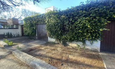 VENTA CASA 3 DORM, ZONA MUJER URBANA, CORDOBA